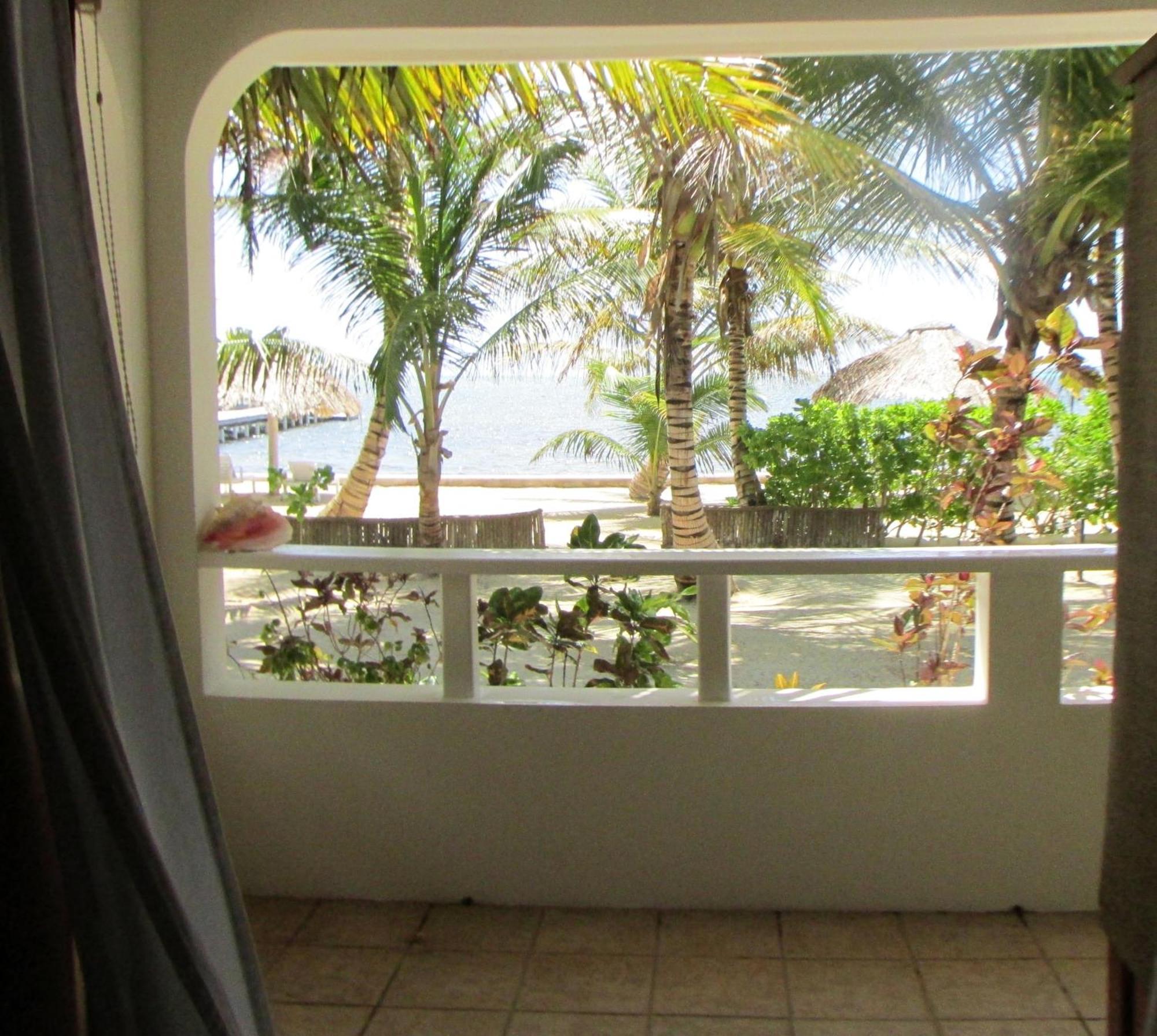 Cocotal Inn And Cabanas San Pedro  Szoba fotó